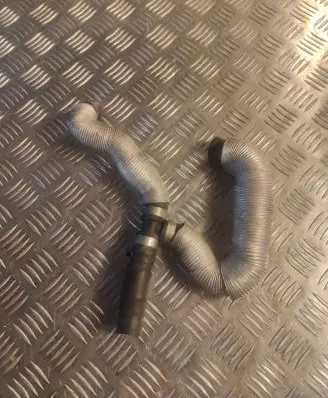 Audi A8 S8 D3 4E Engine coolant pipe/hose