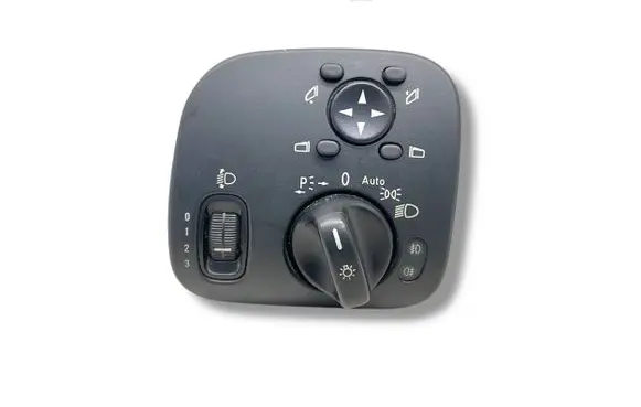 Mercedes-Benz C W203 Light switch 2440657477 A2035451204