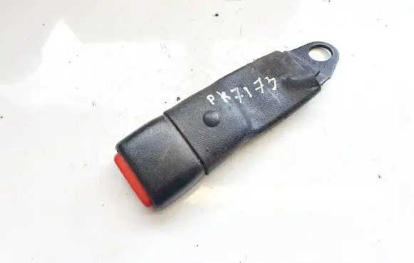 Chrysler Voyager Front seatbelt buckle 1153002