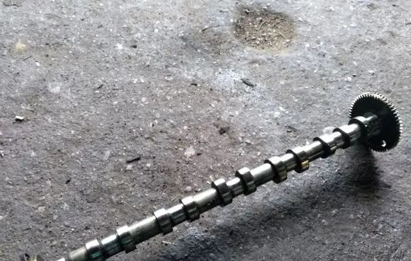 Volvo S60 Camshaft 