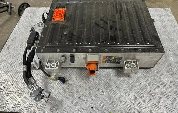 Renault Austral Hybrid / electric car battery 295109206R