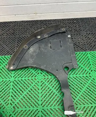 BMW Z4 g29 Front wheel arch liner splash guards 8075366