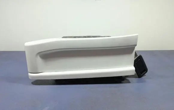 AC 428 Glove box 504183045