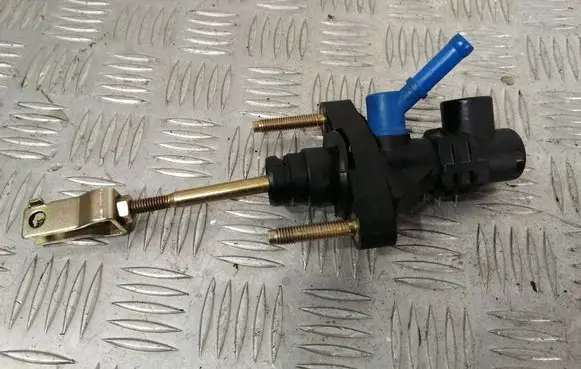 Toyota Avensis T250 Clutch master cylinder 3142005040