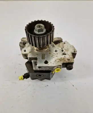 Audi A8 S8 D3 4E Fuel injection high pressure pump 057130755M