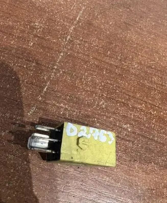 Mercedes-Benz C W203 Other relay 4RD00781402 D2763