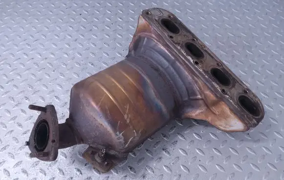 Chevrolet Volt I Catalyst/FAP/DPF particulate filter 55588380