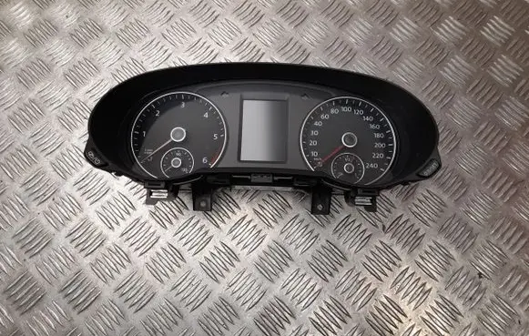 Seat Alhambra (Mk2) Speedometer (instrument cluster) 7N5920870L