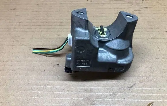 Suzuki Vitara (LY) Steering wheel lock SL627