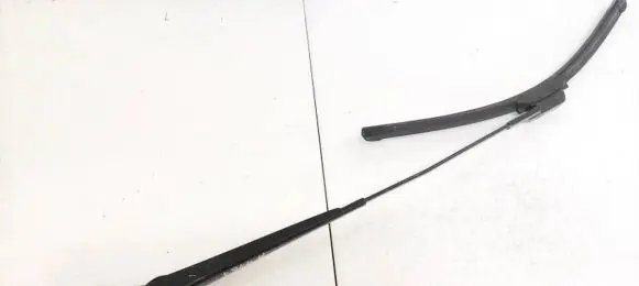 Volkswagen PASSAT B6 Front wiper blade arm 3C1955410B BC5