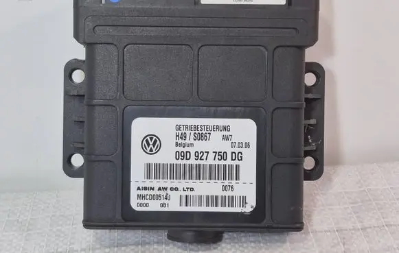 Audi Q7 4L Gearbox control unit/module 09D927750DG MHCD005140 H49S0867