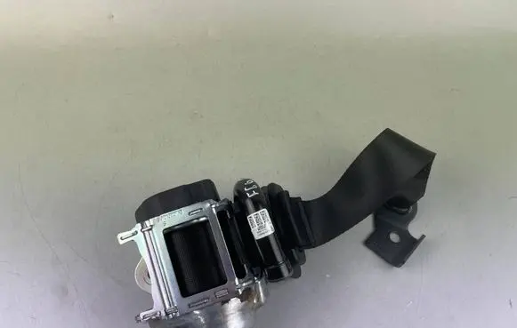 Mini F66 Rear seatbelt 5A69C85 E1082293 S35A69C8503