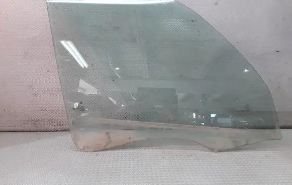 Citroen Xsara Picasso Front door window glass four-door