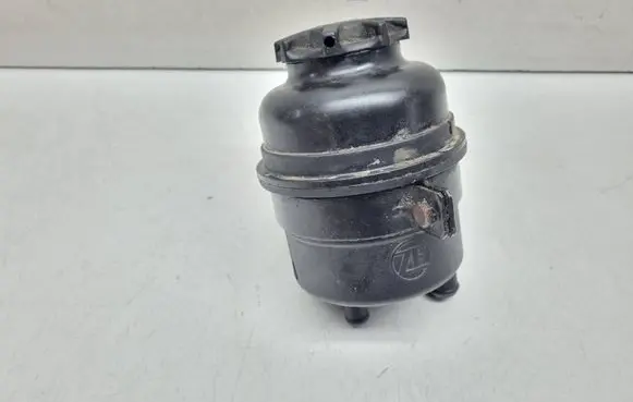 BMW 3 E90 E91 Power steering fluid tank/reservoir 1037164 32411037164