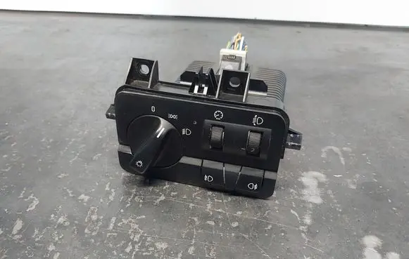 BMW 3 E46 Light switch 6907947 61316907947