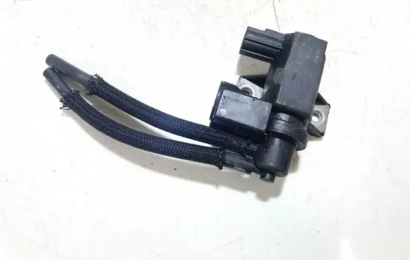 Toyota RAV 4 (XA30) Turbo solenoid valve 258190r011 25819-0r011