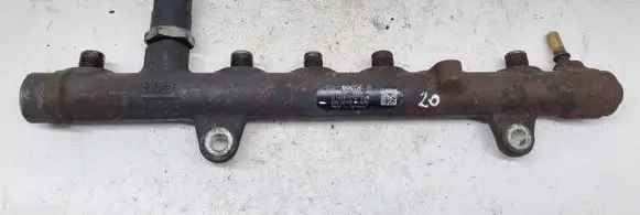 Renault Trafic II (X83) Fuel main line pipe 8200330912