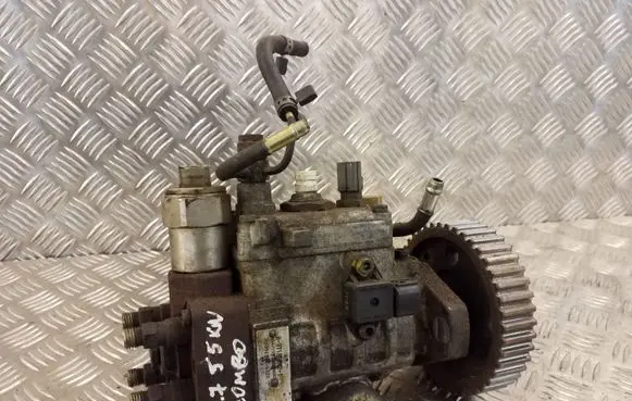 Opel Combo C Fuel injection high pressure pump 8971852421 HU0965006001 12U02135