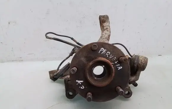 Toyota Previa (XR30, XR40) II Front wheel hub