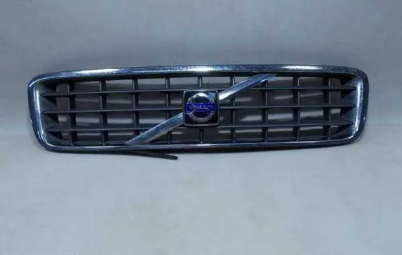Volvo XC90 Front bumper upper radiator grill 30678983 47362