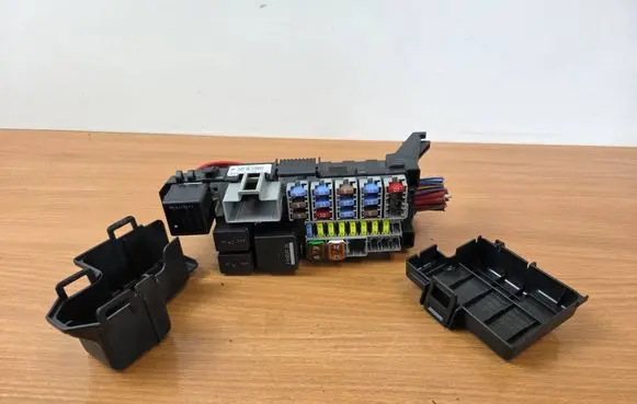 Volvo XC60 Fuse module DP13800159HWB
