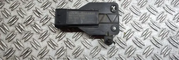 Skoda Fabia Mk3 (NJ) Fan control module 5J0919506