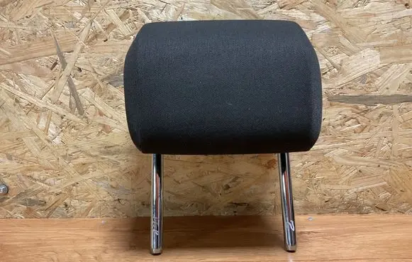 Opel Insignia A Rear seat headrest 
