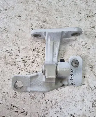 Mercedes-Benz Sprinter W907 W910 Front door upper hinge H910C1