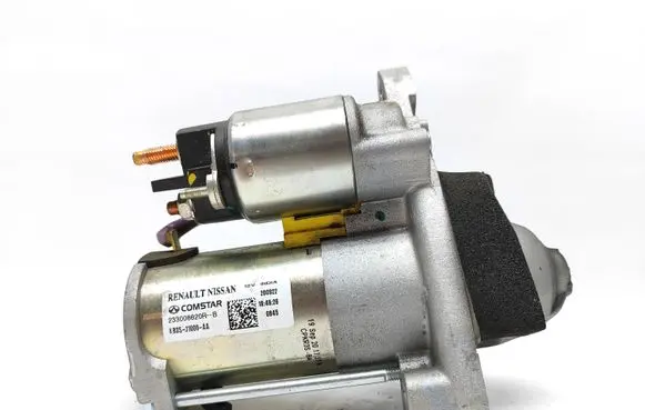Dacia Sandero Starter motor 233008820R 200922 KR8S11000AA
