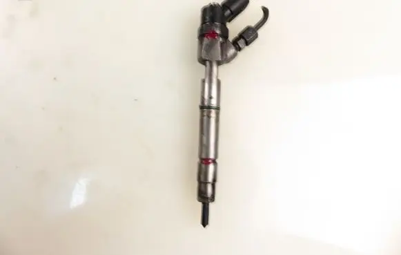 Fuel injector