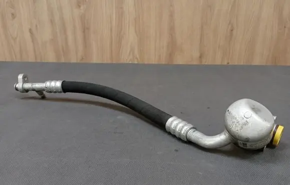 Mercedes-Benz E A207 Air conditioning (A/C) pipe/hose 2048306115 A2048306115