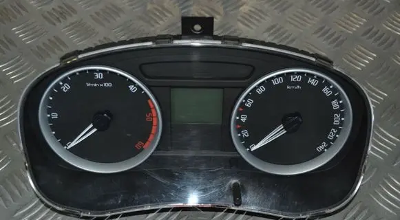 Skoda Fabia Mk2 (5J) Speedometer (instrument cluster) 5J0920811C