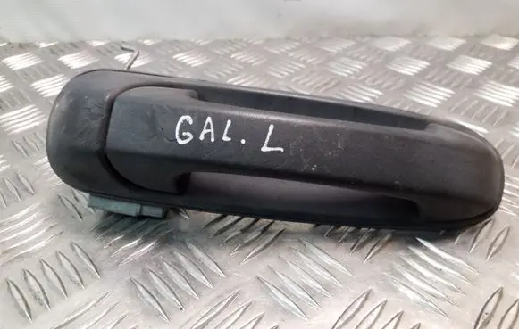 Jeep Cherokee III KJ Rear door exterior handle 55360335