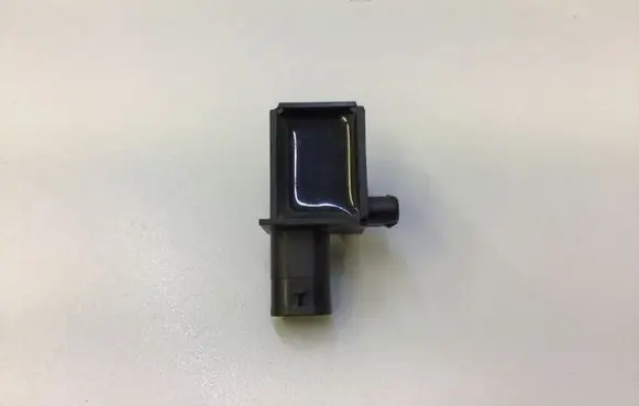 Chrysler Pacifica Airbag deployment crash/impact sensor 68185746AA 53312250 00BF4