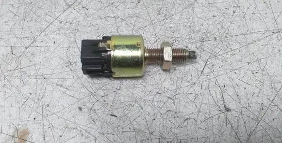 KIA Sorento Brake pedal sensor switch 66490A