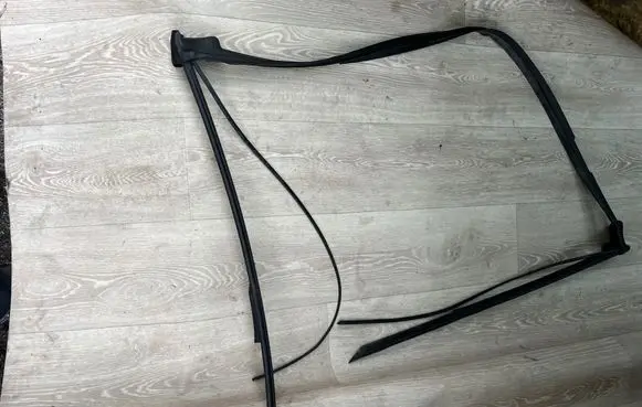 BMW 3 E92 E93 Rubber seal front coupe door window 7150646 51317150646