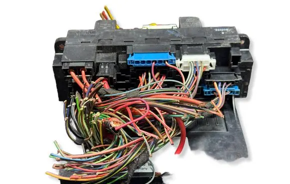 Mercedes-Benz CLK A209 C209 Fuse module 2095451101 5DK00848511