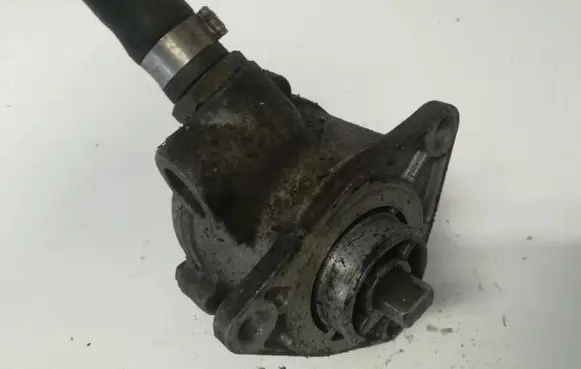Fiat Stilo Vacuum pump 96110999