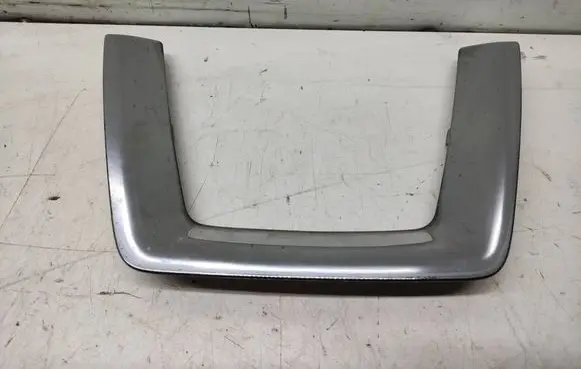 Nissan Qashqai Manufacturer badge logo/emblem 82382JD00A