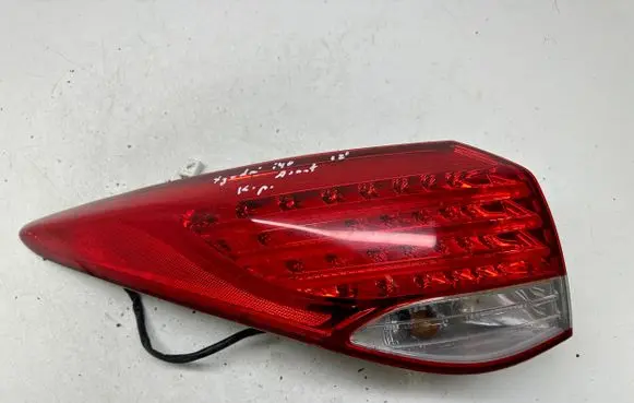 Hyundai i40 Rear/tail lights 924013Z0