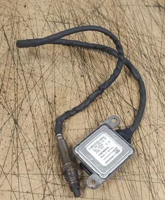 Mercedes-Benz ML W166 Lambda probe sensor A0009055206