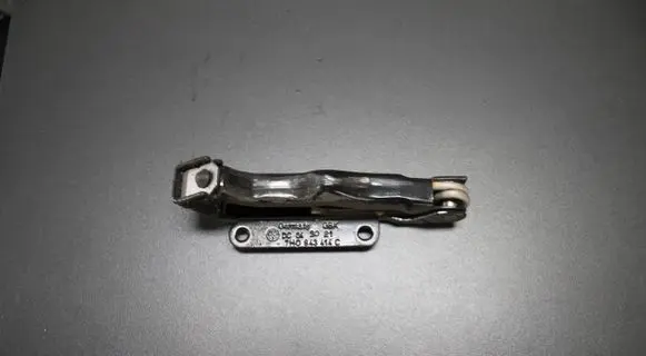 Volkswagen Multivan T5 Sliding door lock loop/hook striker 7h084341c