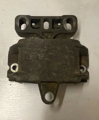 Volkswagen Golf IV Engine mount bracket 1J0199555