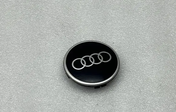 Audi A3 8Y Original wheel cap 81A601170
