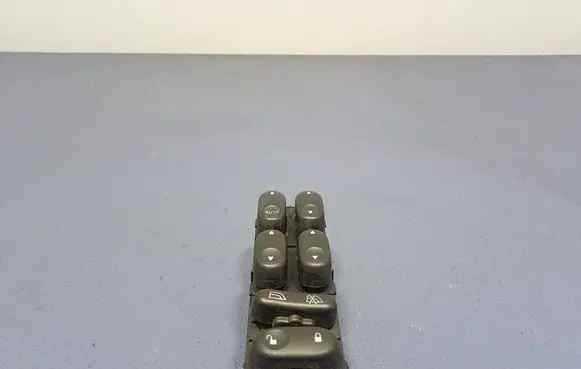 Mazda Tribute Electric window control switch 