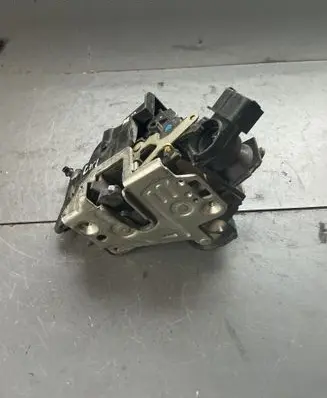 Mercedes-Benz E W210 Front door lock 4172111229 400218300798