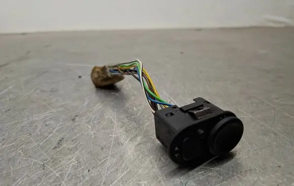 Opel Frontera B Wing mirror switch 90306694
