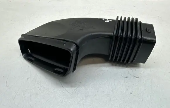 Ford Focus Air intake duct part JX619C676AC