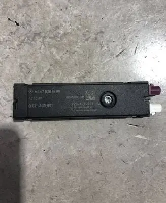 Mercedes-Benz Vito Viano W447 Aerial antenna amplifier A4478201600
