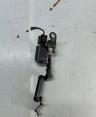 BMW 7 F01 F02 F03 F04 Headlight/headlamp level sensor 6784072